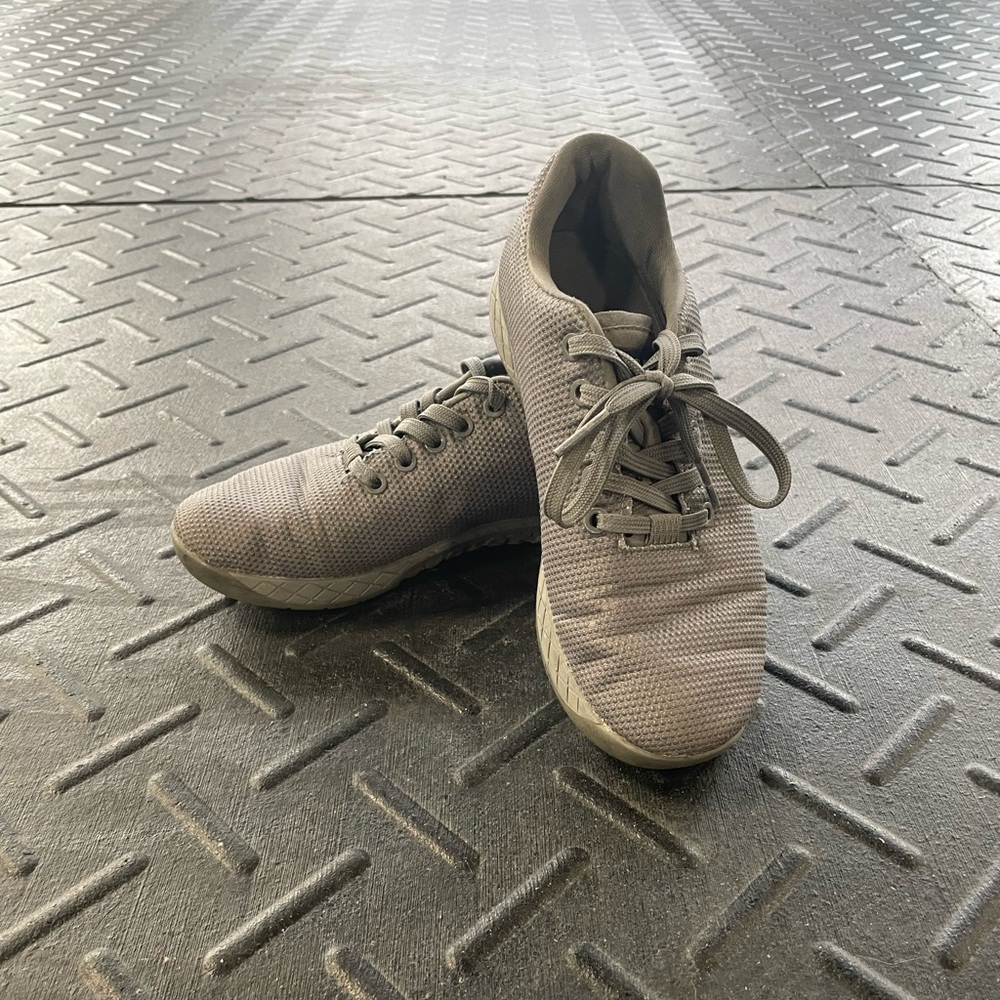 Nobull trainers. Grey. Women’s 7.5. Used good condition.